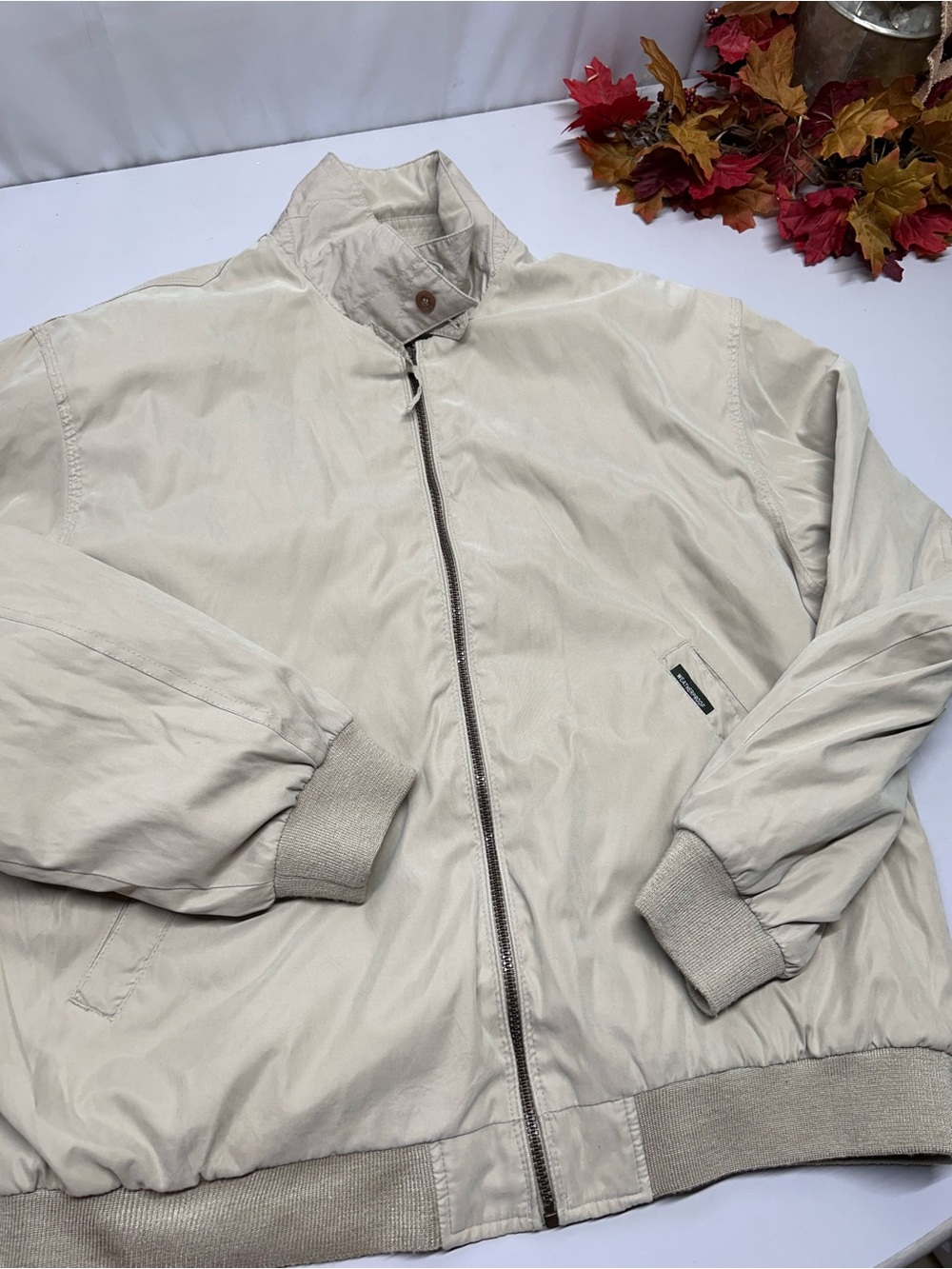 Weatherproof Cream Bomber Jacket - Zip Front Casual